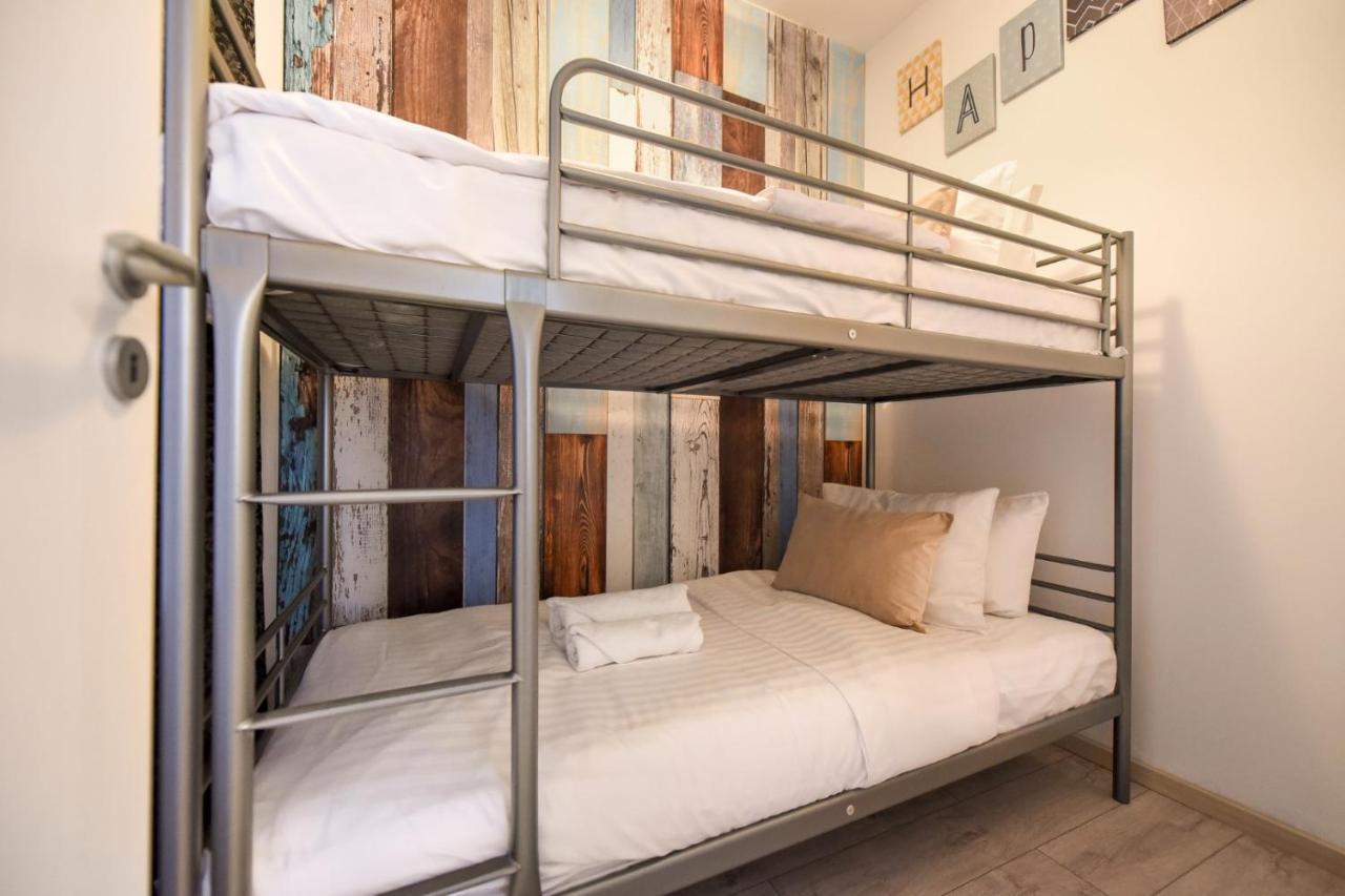 Discover Comfort: Charming & Spacious Apartment In The Old Town Bukarest Exterior foto